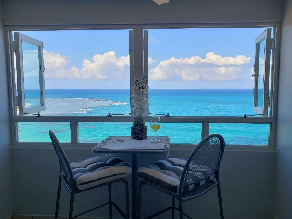 Breezy Beachfront Property With View Of Paradise Luquillo Luaran gambar