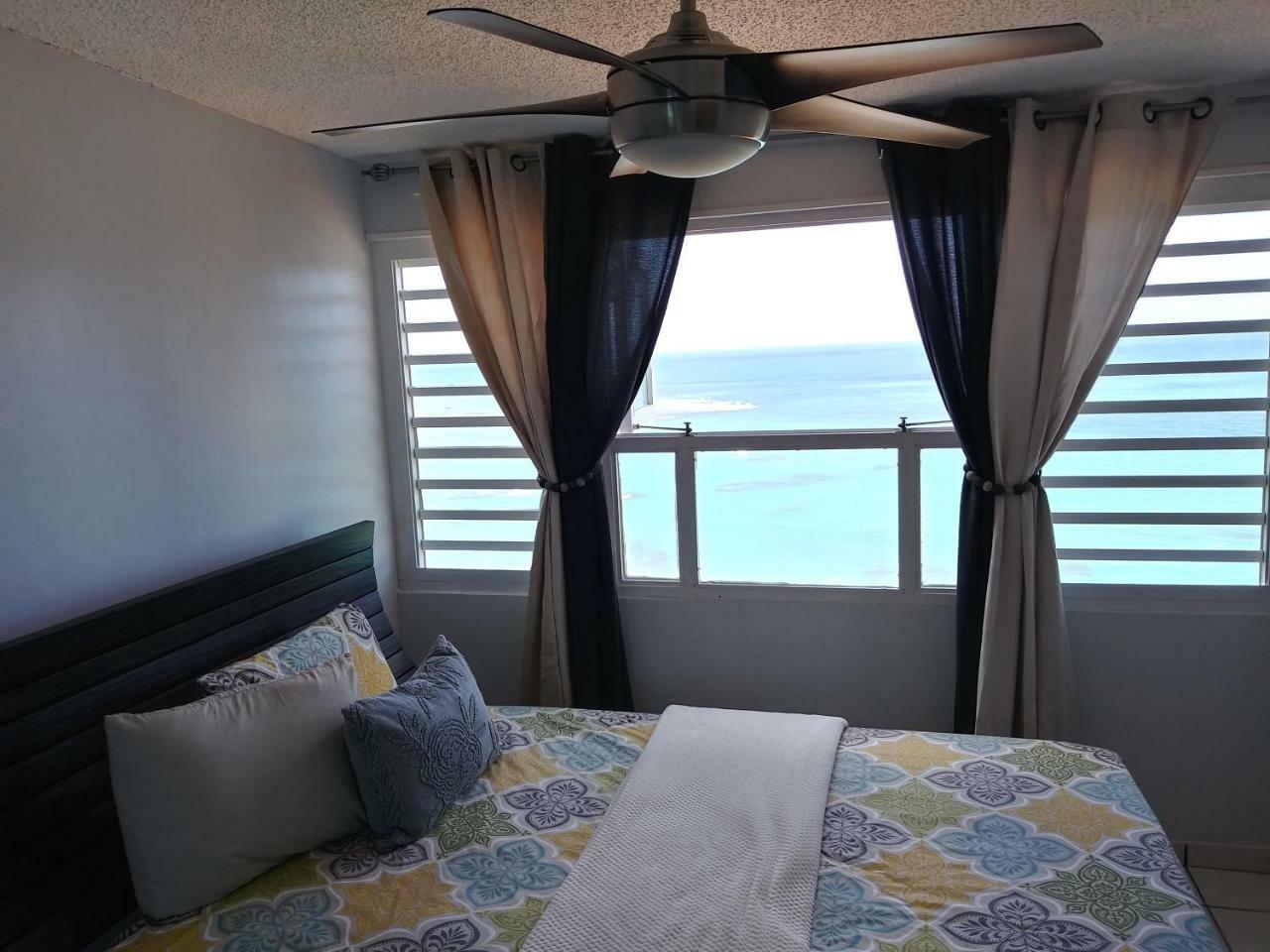 Breezy Beachfront Property With View Of Paradise Luquillo Luaran gambar